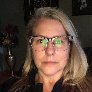 Meet your Posher, Beth